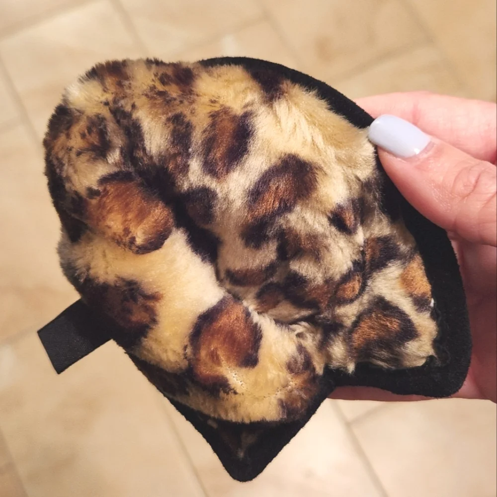 Anthropologie Black Quilted Mittens W/Faux Fur Animal Print Lining M